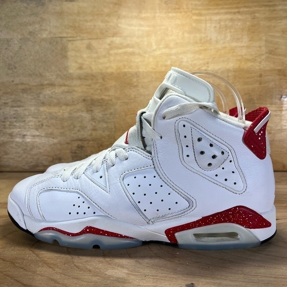 Nike Air Jordan 6 Retro Youth Size 6 Shoes Sneakers Red Oreo 384665-162 Lace Up - Picture 3 of 8